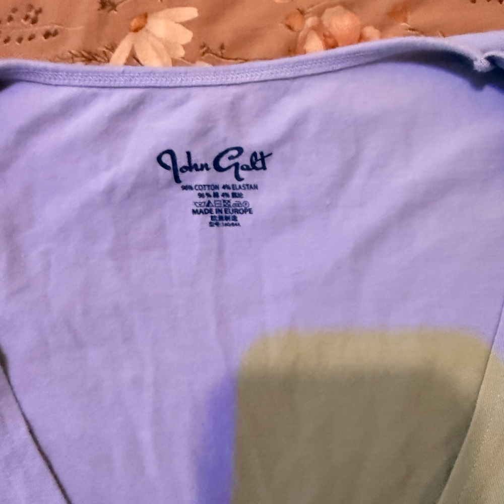 Brandy Melville Light Blue Short Sleeve Tee - Picture 6 of 9